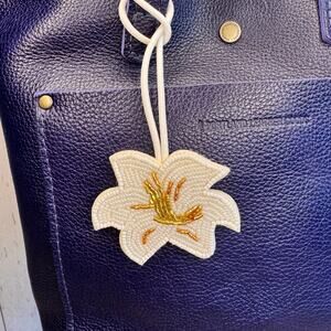 White Gold Hibiscus Flower Charm Spring Flowers Tropical Beaded Purse Charm